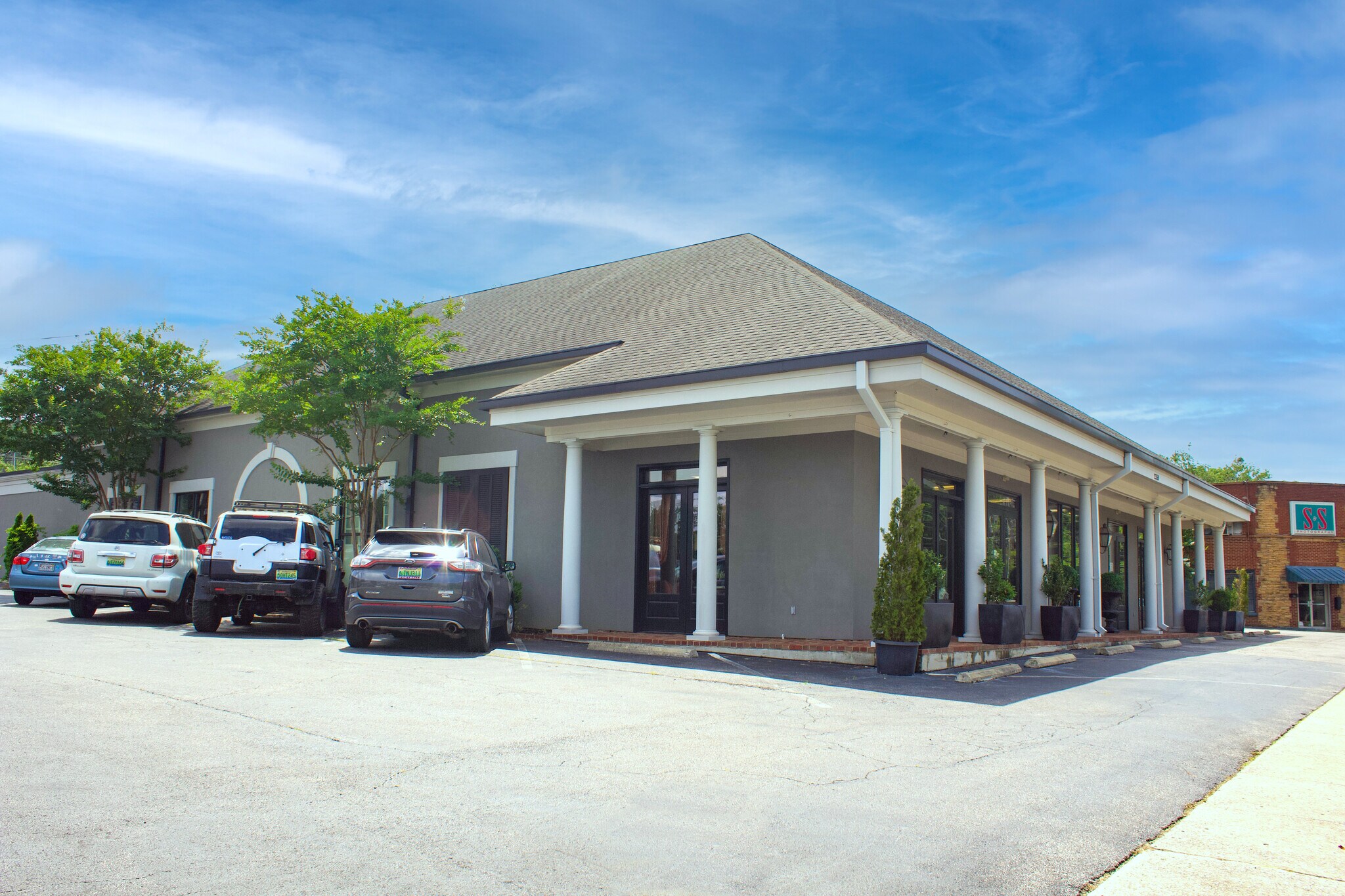 2359 Whitesburg Dr SW, Huntsville, AL 35801 Retail for Lease