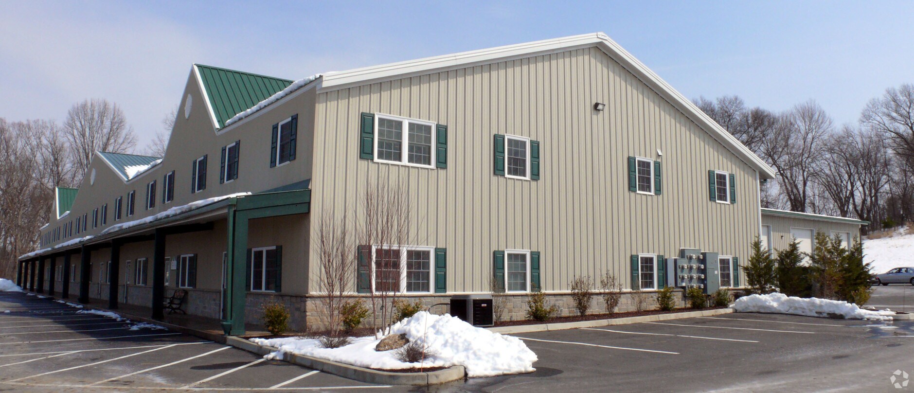 72 Airport Dr, Wappingers Falls, NY 12590