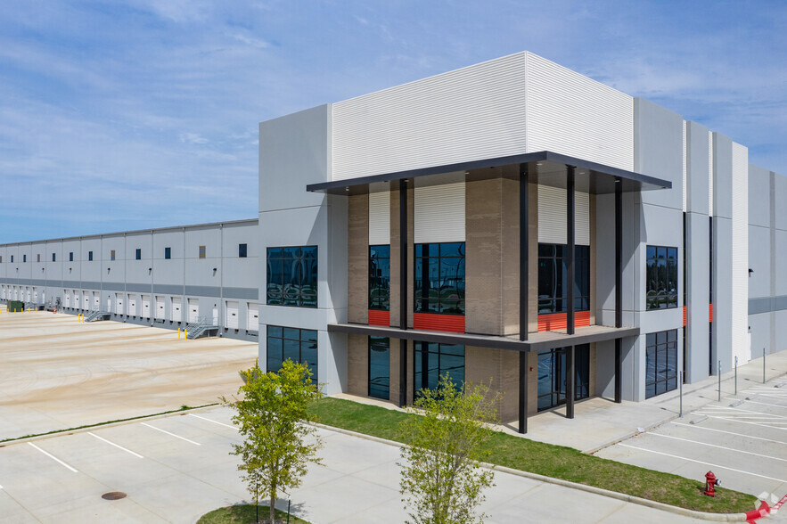 Interchange 249, Houston, TX for lease - Building Photo - Image 1 of 8