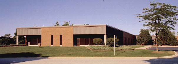 9000 N Deerbrook Trl, Brown Deer, WI for sale - Building Photo - Image 1 of 6