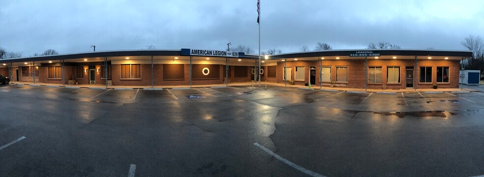 1109-1137 Burton Hill Rd, Fort Worth, TX for lease - Building Photo - Image 1 of 15