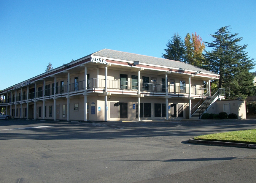 7916 Pebble Beach Dr, Citrus Heights, CA for lease Building Photo- Image 1 of 2