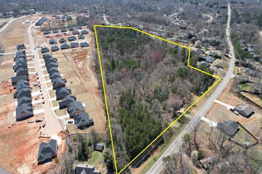 Stallings Road, Taylors, SC 29687