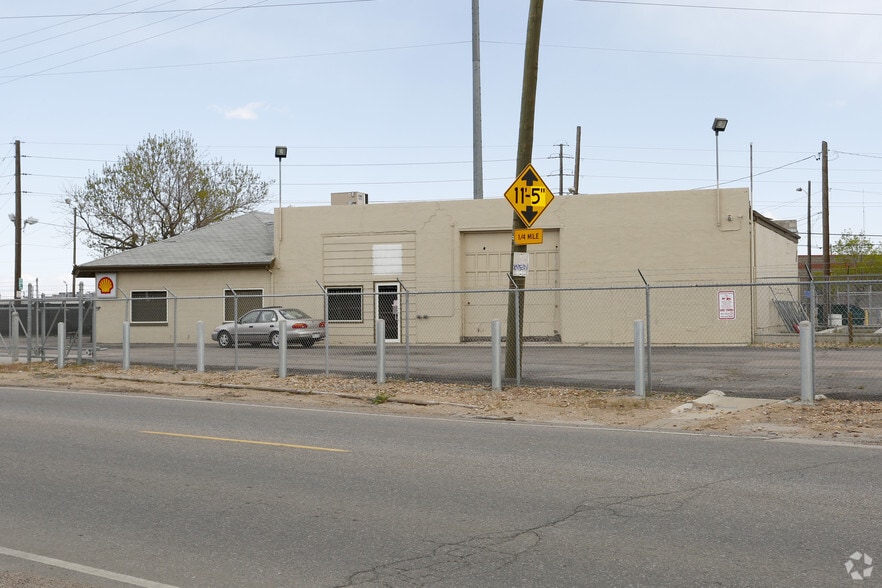 Brighton Blvd & York St - Portfolio Sale portfolio of 5 properties for sale on LoopNet.com - Building Photo - Image 3 of 5