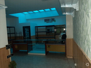 Retail in Alcalá De Henares, MAD for lease Interior Photo- Image 2 of 9