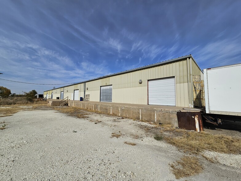 1215 Oak St, La Crosse, KS for sale - Building Photo - Image 3 of 8