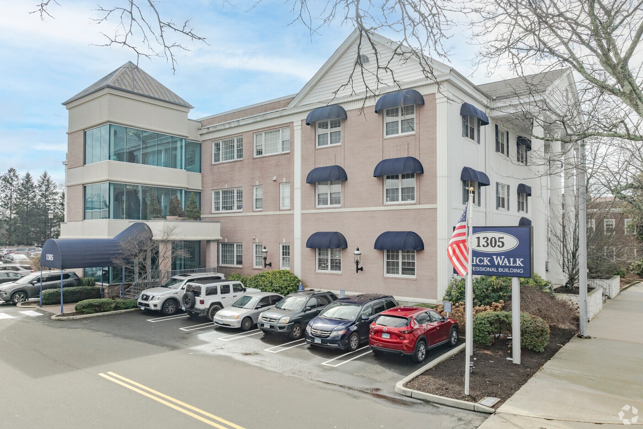 1305 Post Rd, Fairfield, CT for sale Primary Photo- Image 1 of 1