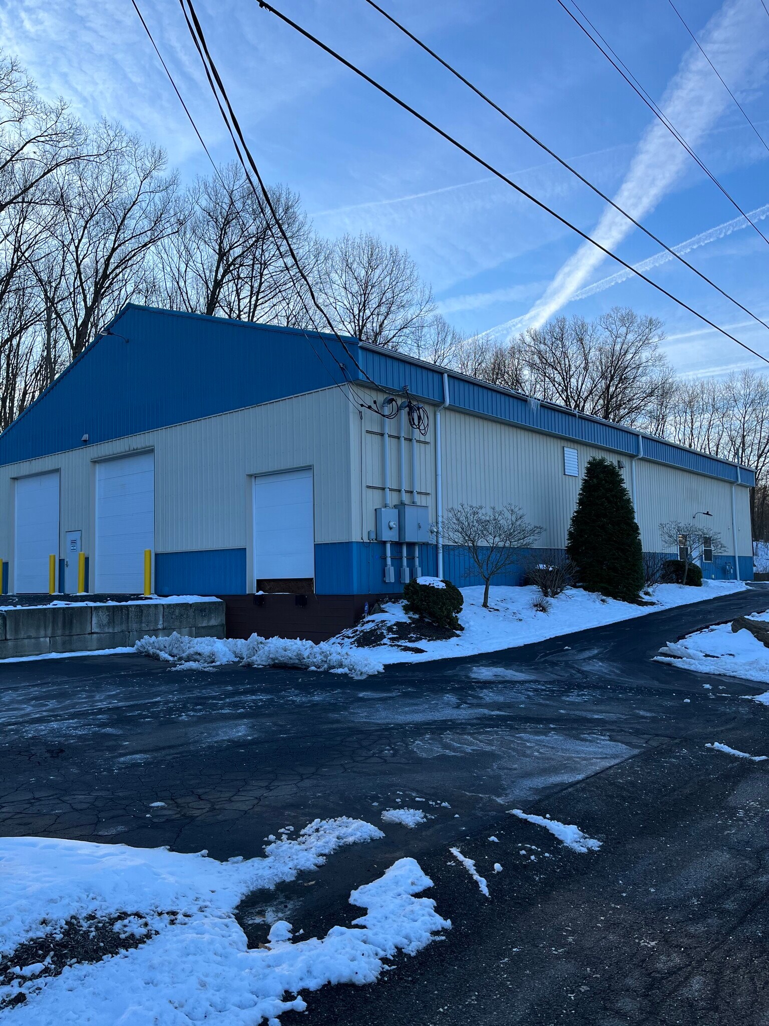 220 Laurel Ave, Gibsonia, PA for sale Primary Photo- Image 1 of 1