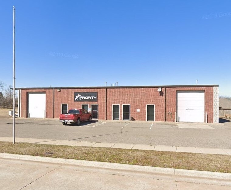 1505-1509 Commerce St, Yukon, OK for sale Building Photo- Image 1 of 1