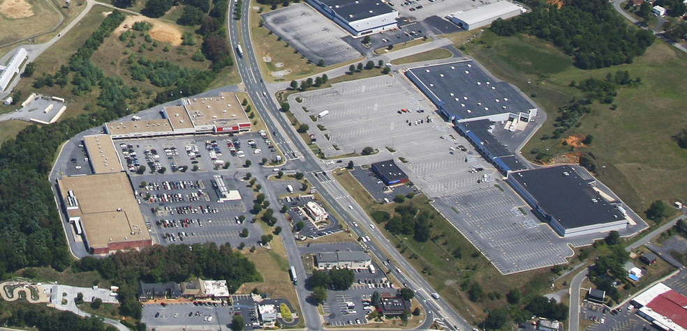 103-850 Statler Blvd, Staunton, VA for lease - Aerial - Image 2 of 7