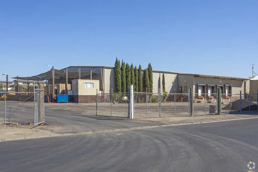 501 G St, Los Banos, CA for lease - Primary Photo - Image 1 of 3