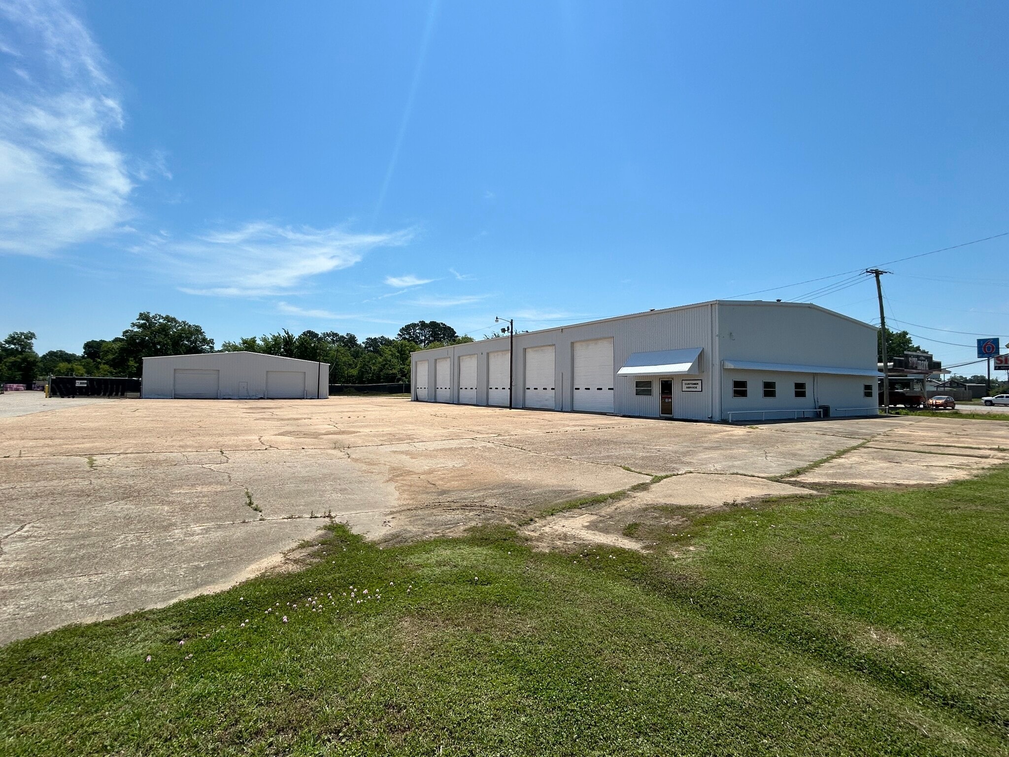 246-248 N Pearson Rd, Jackson, MS for lease Building Photo- Image 1 of 5