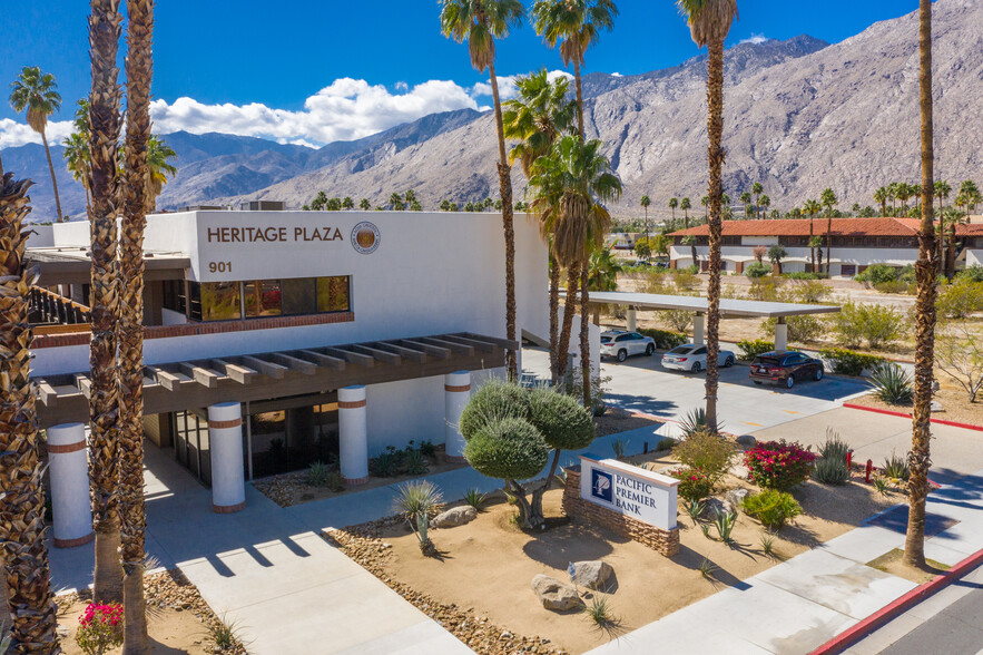 901 E Tahquitz Canyon Way, Palm Springs, CA for lease - Building Photo - Image 2 of 26