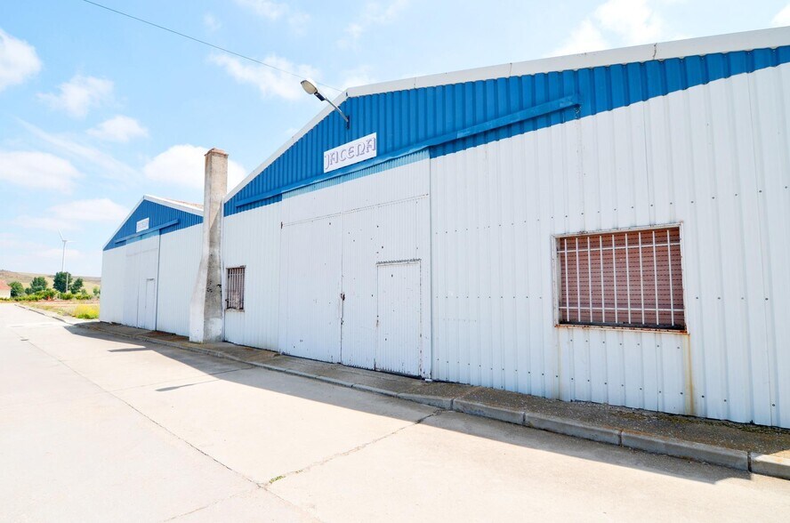 Industrial in Garcihernández for sale - Building Photo - Image 3 of 37