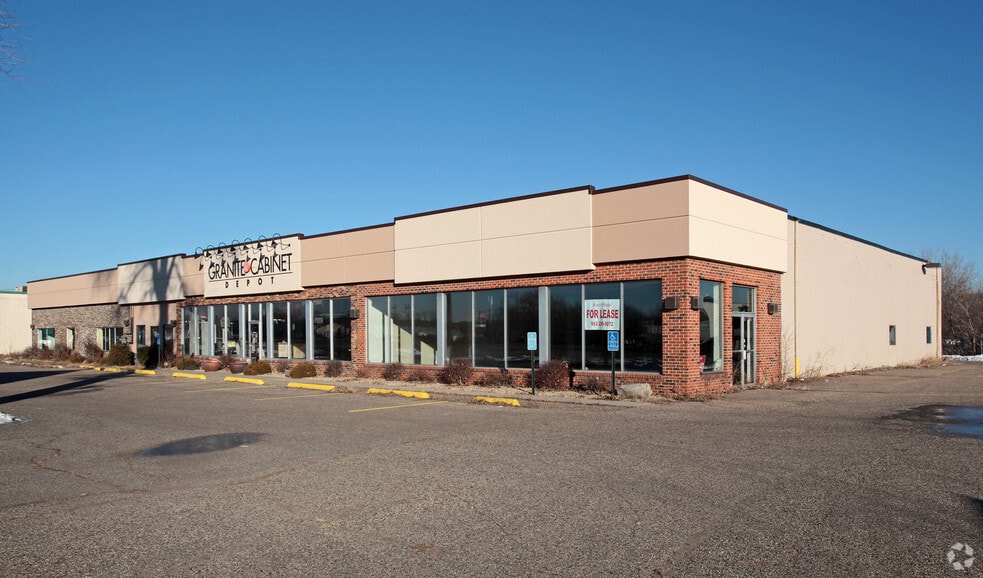3200 W Highway 13 W, Burnsville, MN for sale - Building Photo - Image 1 of 25