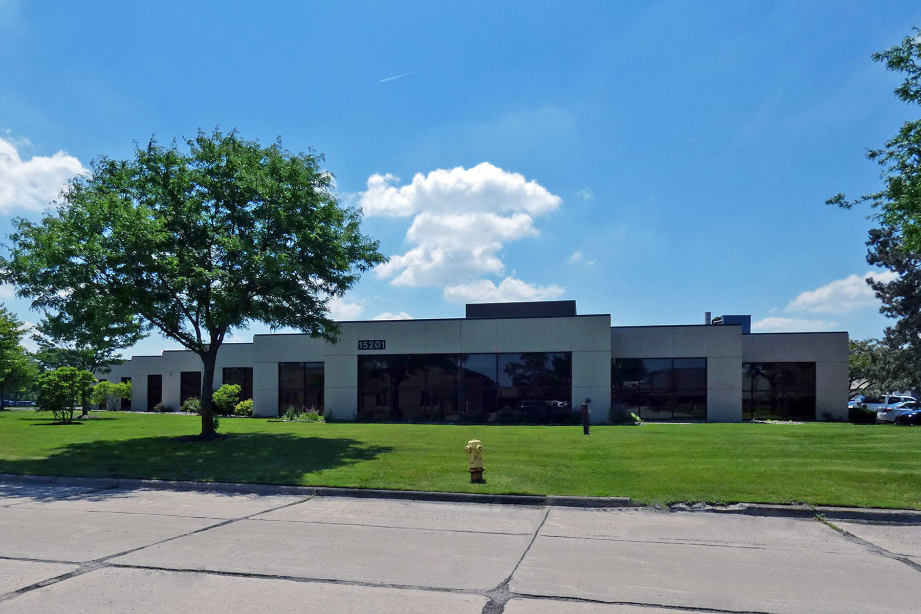 15201 Mercantile Dr, Dearborn, MI for lease Building Photo- Image 1 of 3