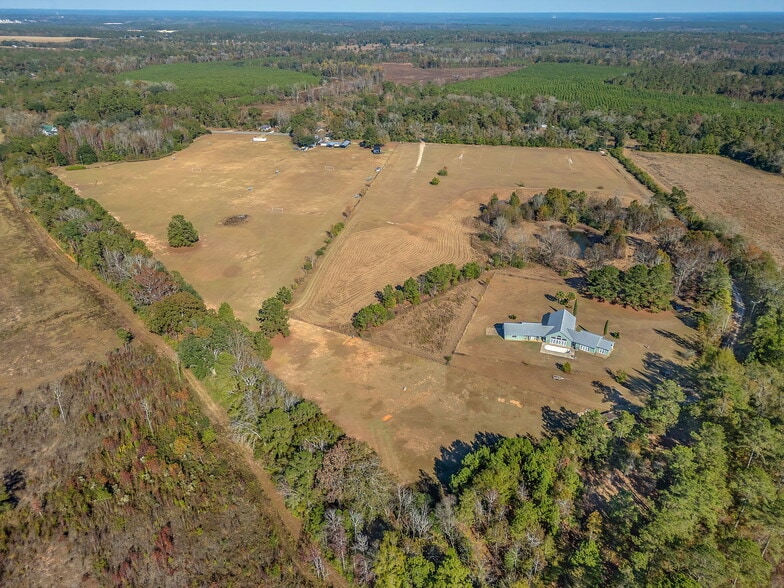 43.34 Acres 8701 Salem Rd, Quincy portfolio of 2 properties for sale on LoopNet.com - Building Photo - Image 3 of 92