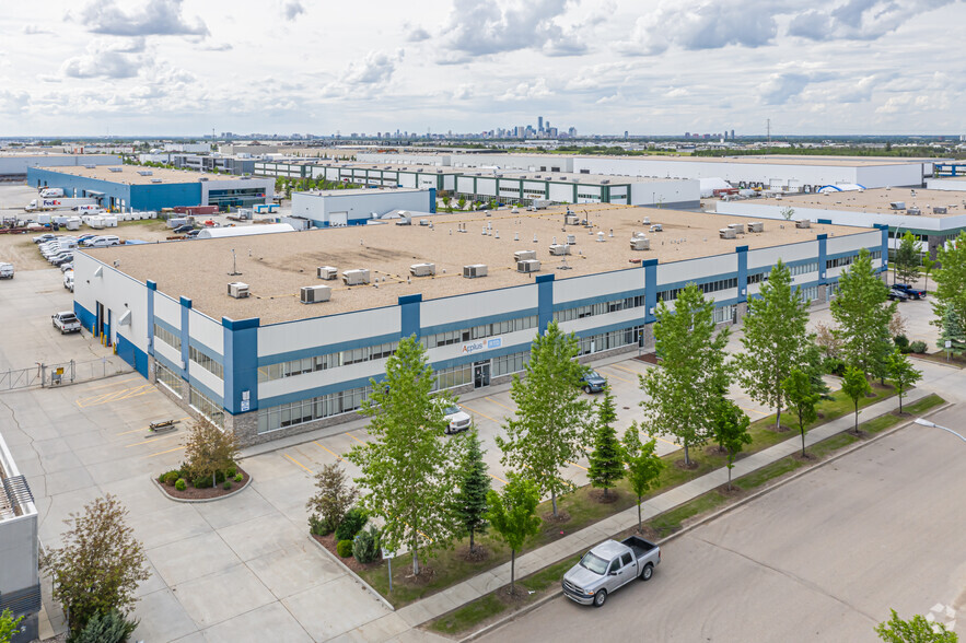 5504-5522 36 St NW, Edmonton, AB for lease - Building Photo - Image 2 of 4