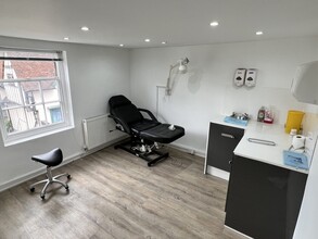 119 Week St, Maidstone for lease Interior Photo- Image 2 of 3