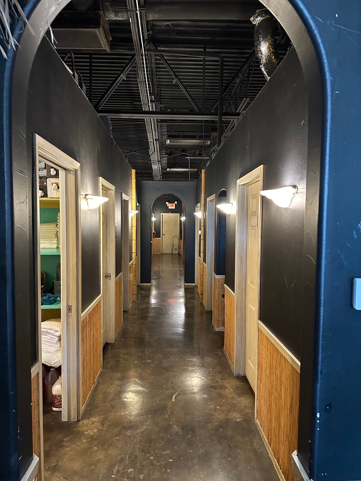 3201 W 7th Ave, Corsicana, TX for sale Interior Photo- Image 1 of 5