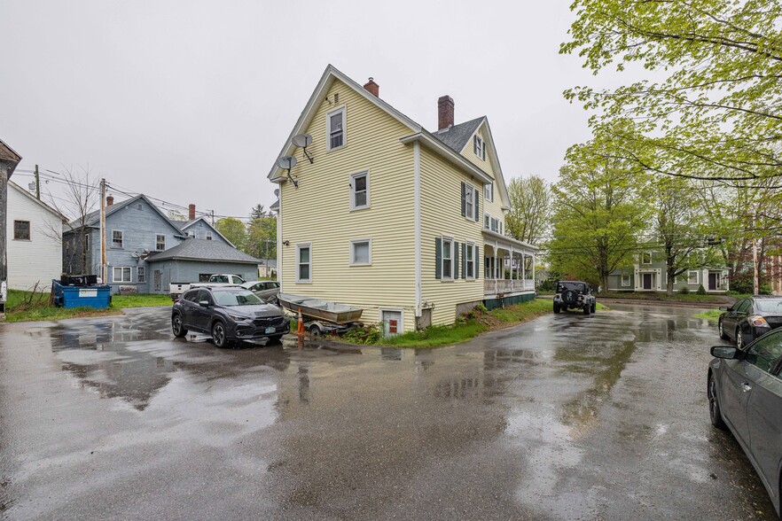 536 Main St, Farmington, NH for sale - Building Photo - Image 3 of 8