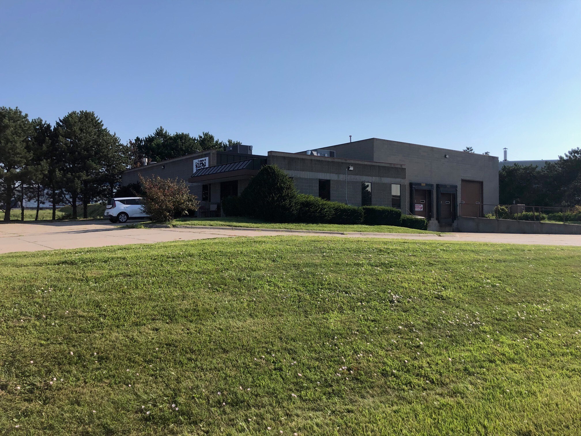 7069 S 108th St, Omaha, NE for sale Building Photo- Image 1 of 1