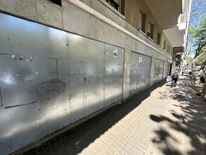 Retail in Barcelona, Barcelona for lease Building Photo- Image 2 of 34