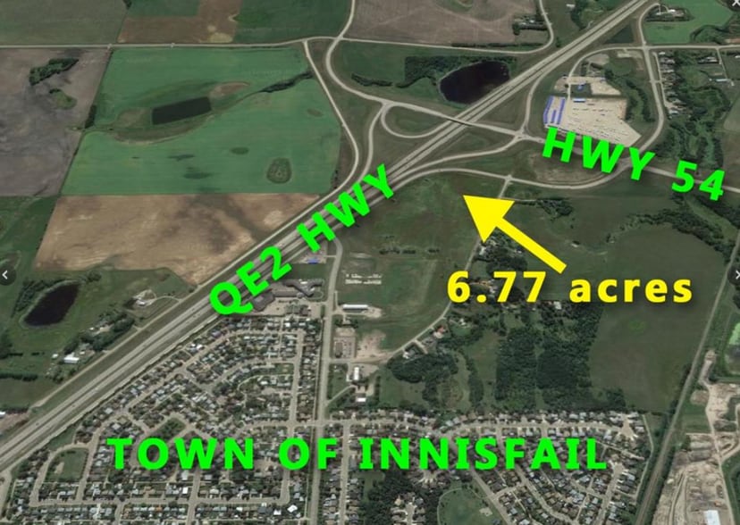 5601 Woodland, Innisfail, AB for sale - Primary Photo - Image 2 of 9