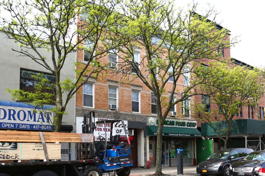 60-88 Myrtle Ave, Ridgewood, NY for sale - Building Photo - Image 1 of 1