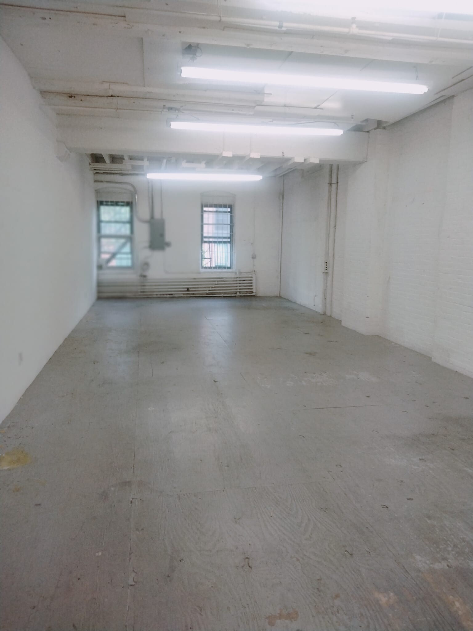 37 Greenpoint Ave, Brooklyn, NY for lease Building Photo- Image 1 of 2