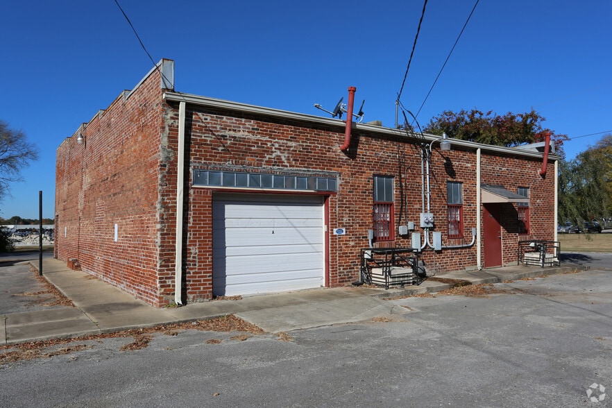 1002 4th Ave SE, Decatur, AL for lease - Building Photo - Image 2 of 15