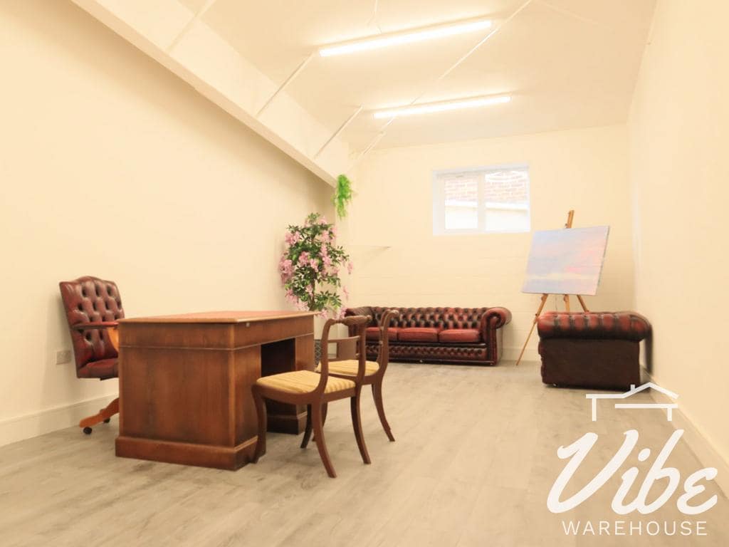 26 Grosvenor way, London for lease Interior Photo- Image 1 of 10