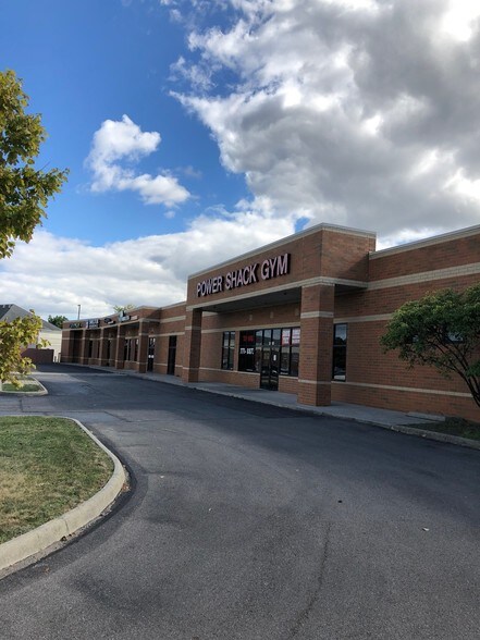 3582-3600 Fishinger Blvd, Hilliard, OH for lease - Building Photo - Image 2 of 3