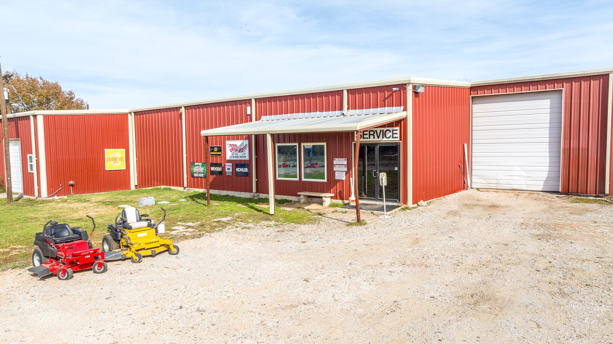 105 Bolton Rd, Granbury, TX 76049 Three Rivers Equipment Sales