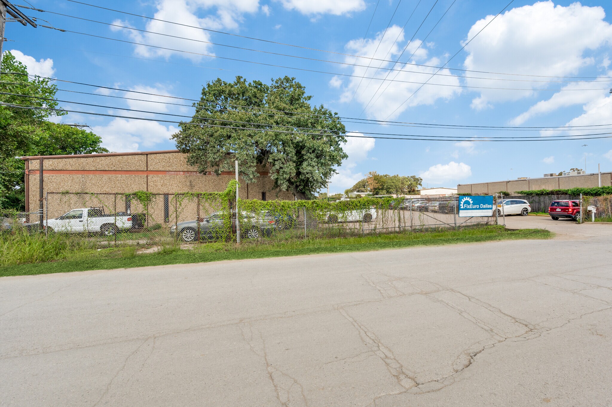 2305 Southwell Rd, Dallas, TX 75229 - Industrial for Sale | LoopNet