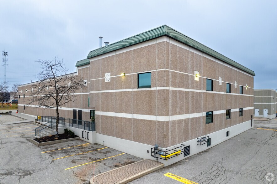 8520 Jane St, Vaughan, ON for lease - Building Photo - Image 2 of 3