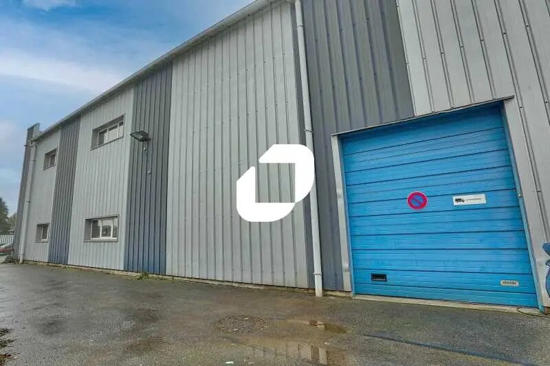 Flex in Linas for sale - Building Photo - Image 3 of 14