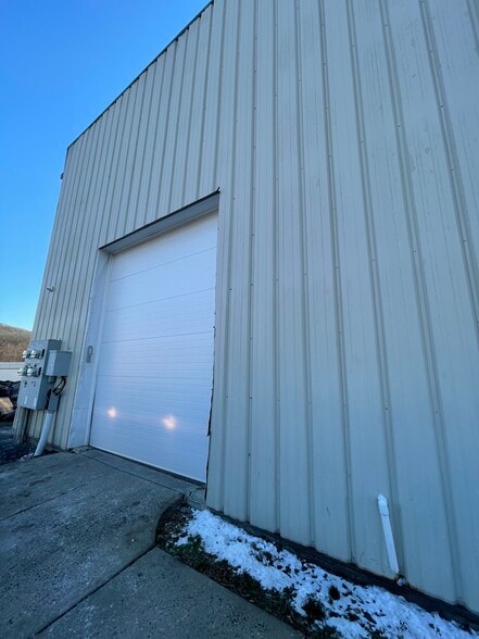 63 Amity Rd, New Haven, CT for sale - Building Photo - Image 2 of 10