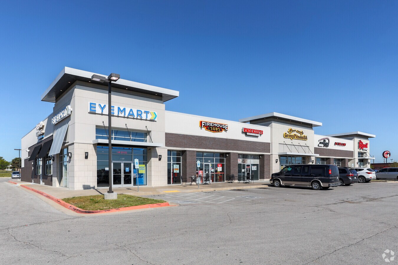 11221134 N Lynn Ln, Broken Arrow, OK 74012 Lynn Lane Plaza