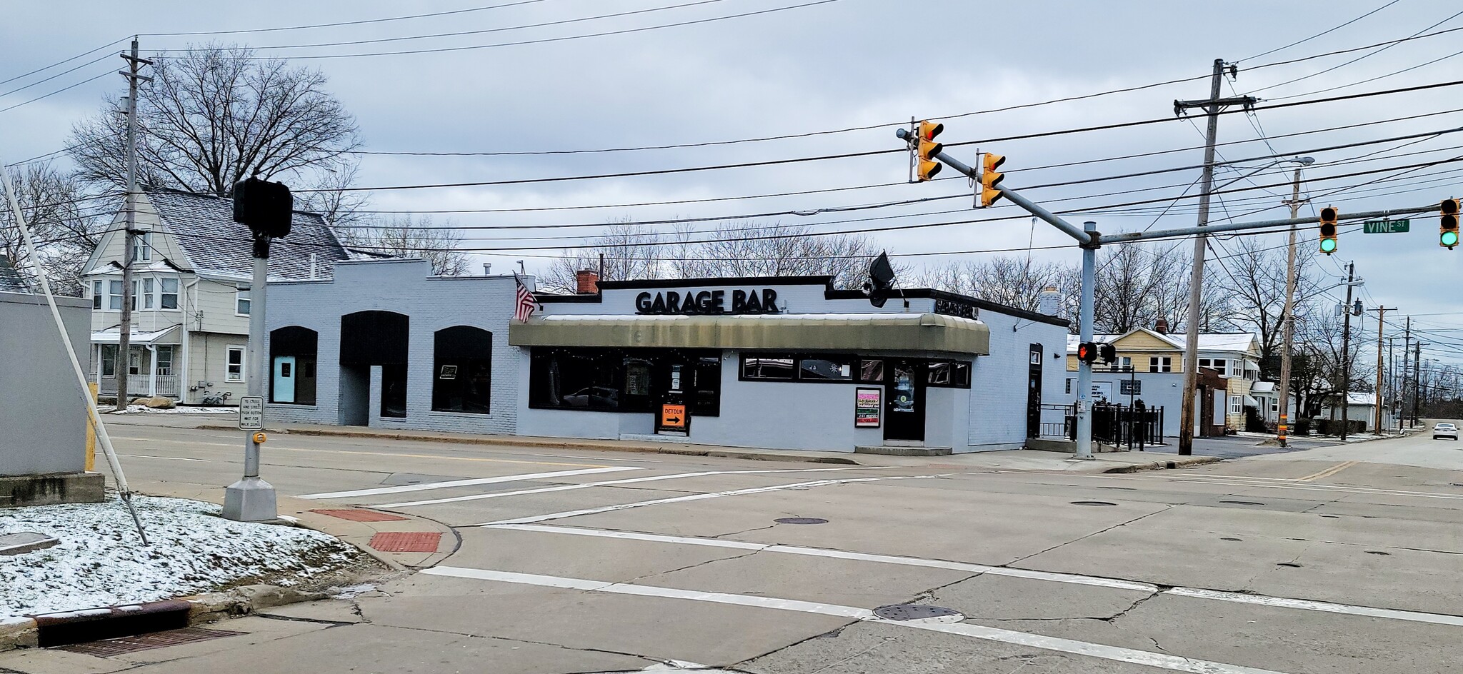 37819-37825 Vine St, Willoughby, OH for sale Building Photo- Image 1 of 1