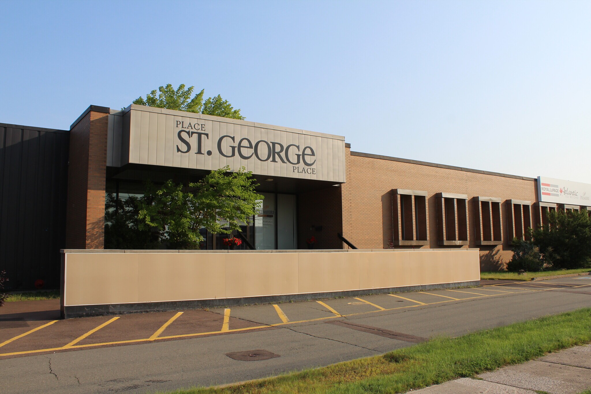 653 St Blvd, Moncton, NB E1E 2C2 Office for Lease