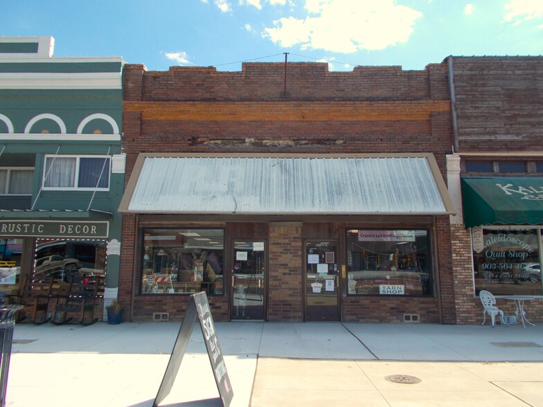 116 E Main St, Whitesboro, TX for sale - Primary Photo - Image 1 of 1