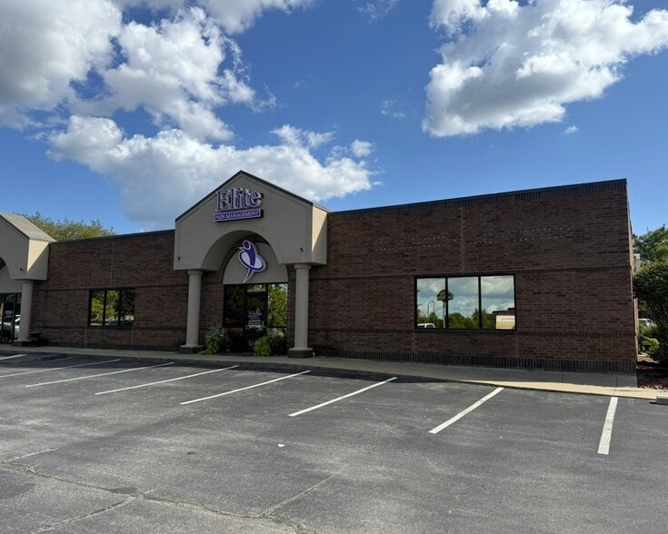 1230 E Kingsley St, Springfield, MO for lease - Building Photo - Image 2 of 19