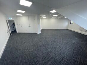 103 Frimley Rd, Camberley for lease Interior Photo- Image 2 of 4