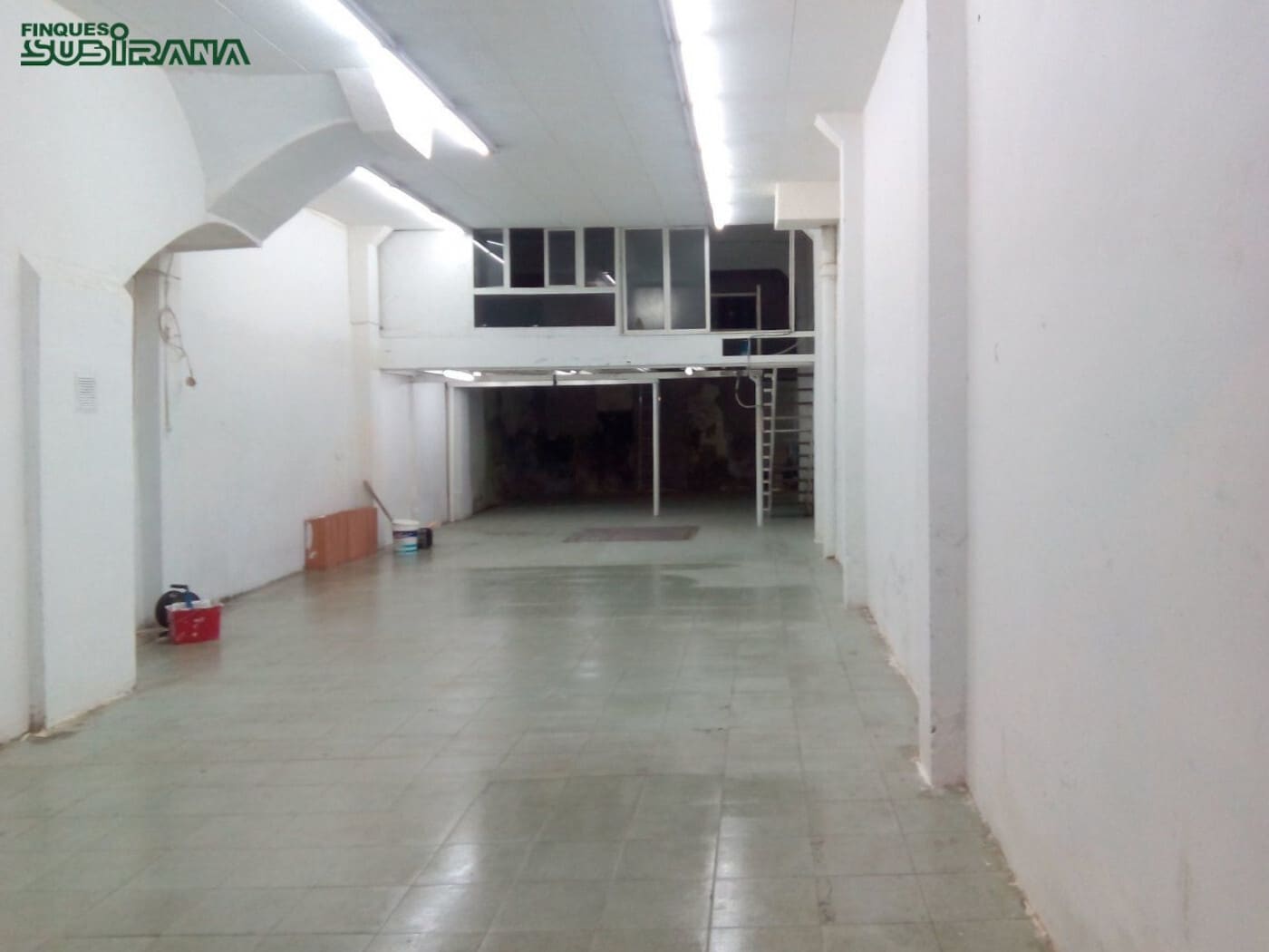 Retail in Igualada, Barcelona for lease Interior Photo- Image 1 of 6