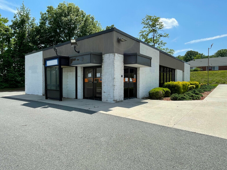 4482 S Amherst Hwy, Madison Heights, VA for lease - Building Photo - Image 3 of 7