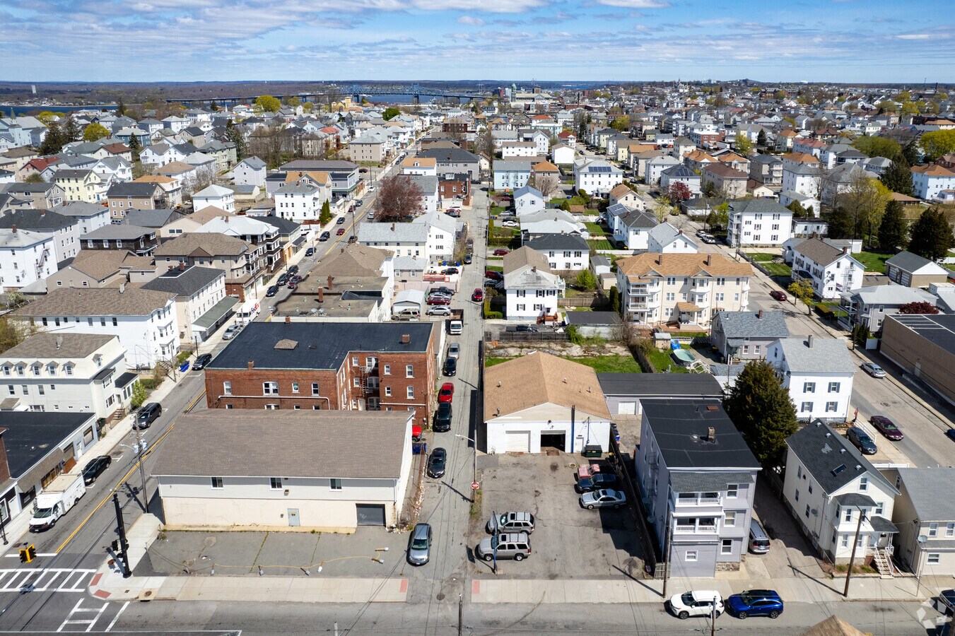 830 Globe St, Fall River, MA 02724