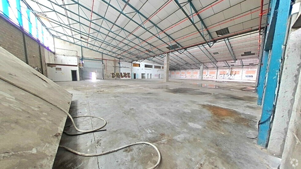 Industrial in Alcalá de Henares, Madrid for sale - Building Photo - Image 3 of 9