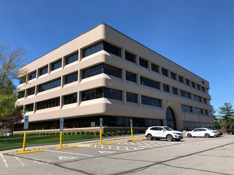 400 Mosites Way, Pittsburgh, PA for lease - Building Photo - Image 3 of 10