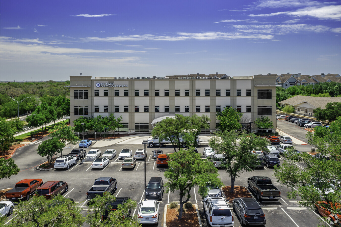 10010 Rogers Xing, San Antonio, TX 78251 - Westover Town Center | LoopNet